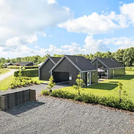 Feriehus Stunning In With Sauna